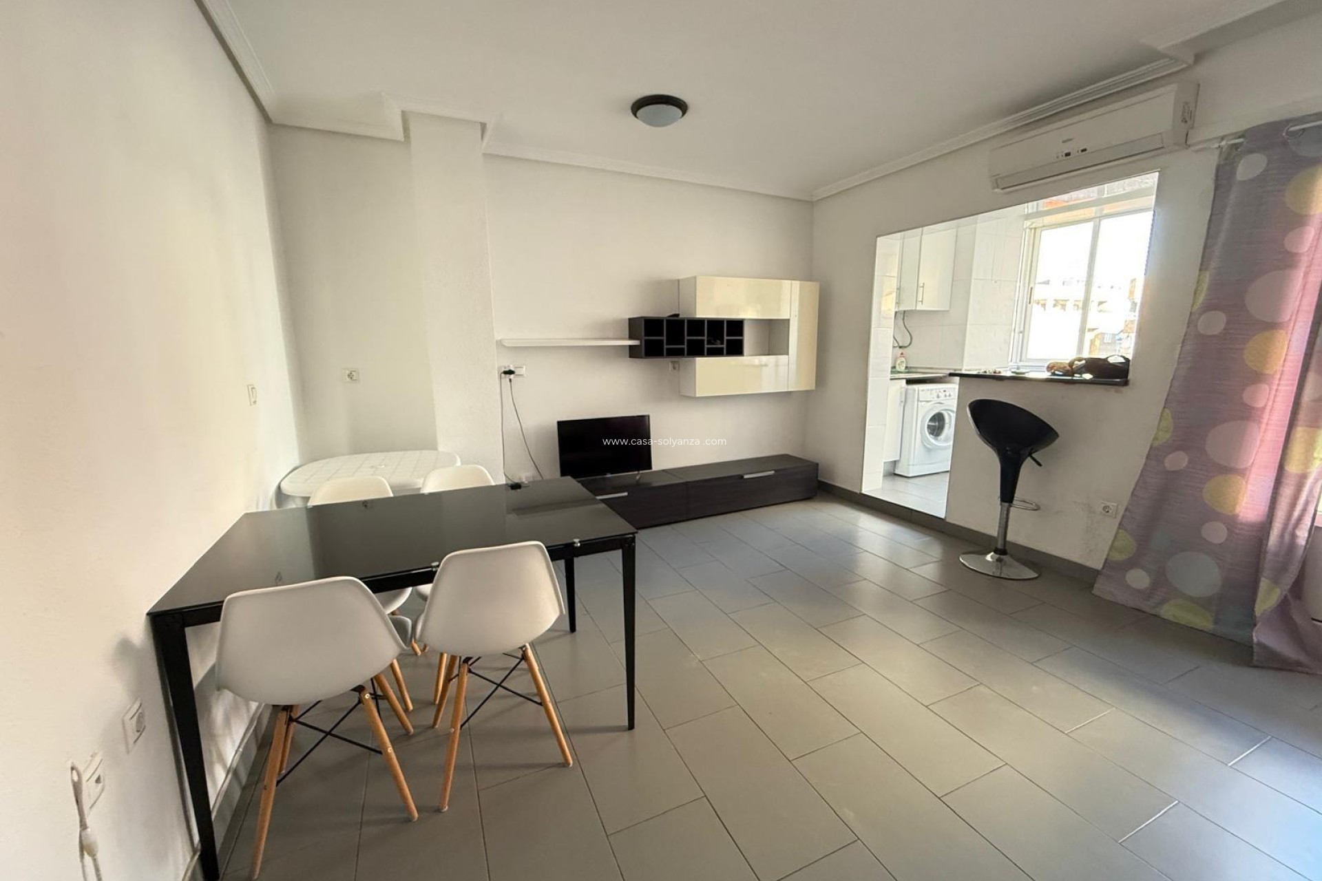 Herverkoop - Appartement / flat - Torrevieja - Las Piscinas Naturales