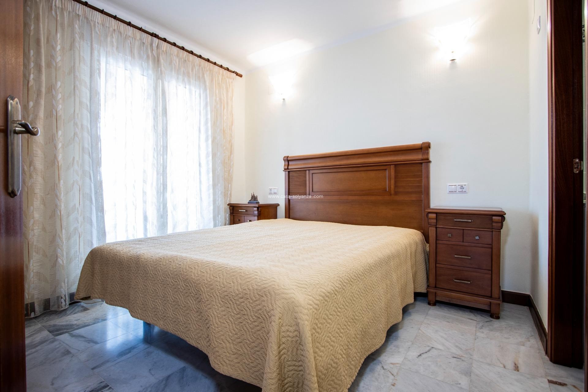 Herverkoop - Appartement / flat - Torrevieja - Los Frutales