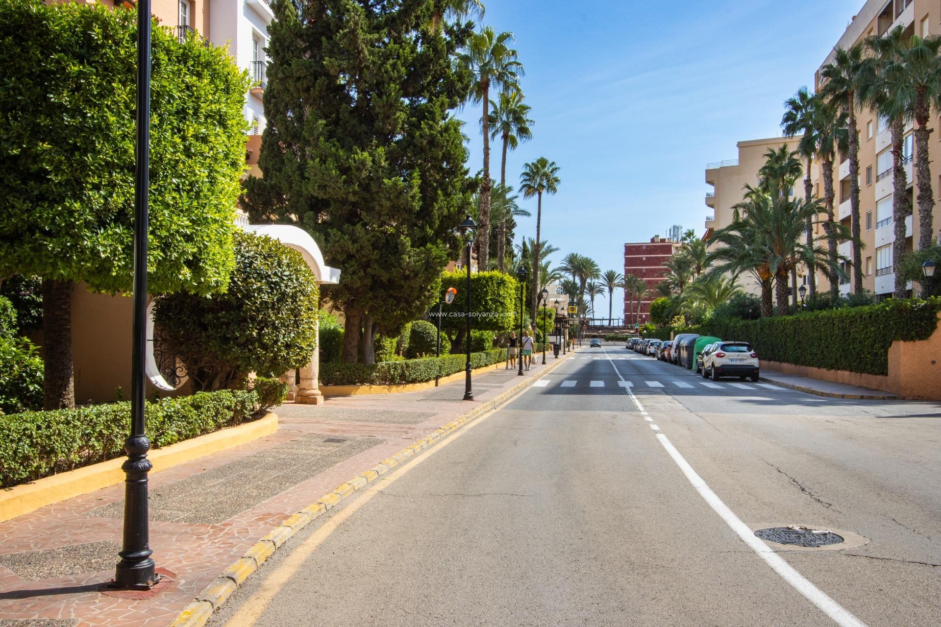 Herverkoop - Appartement / flat - Torrevieja - Los Frutales