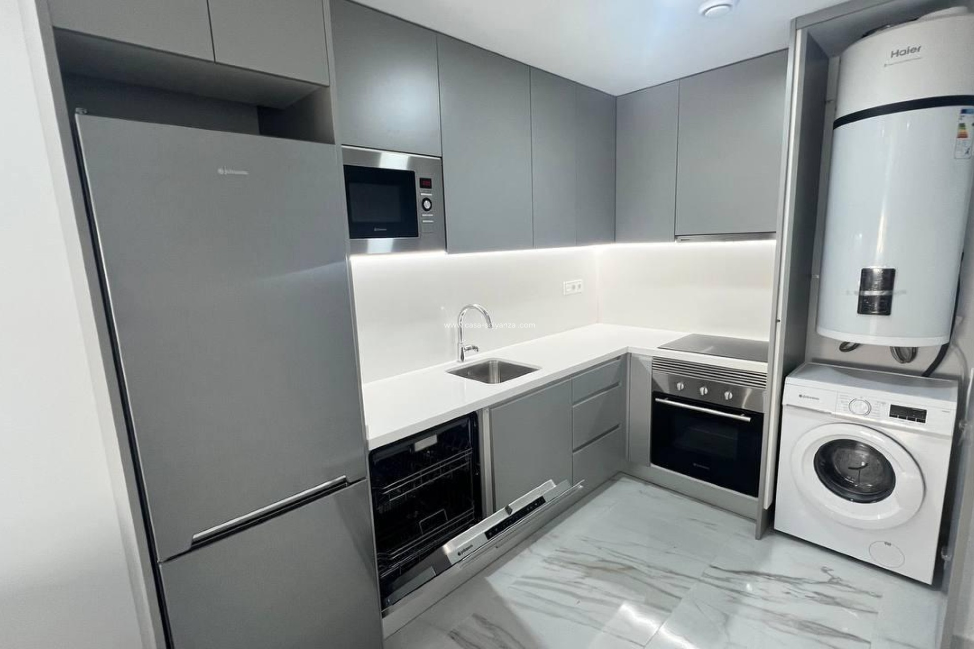 Herverkoop - Appartement / flat - Torrevieja - PARQUE DE LAS NACIONES