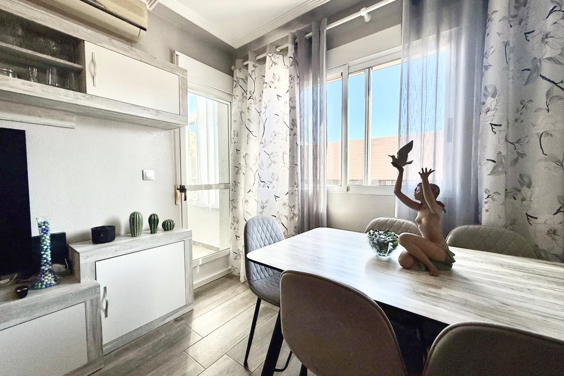 Herverkoop - Appartement / flat - Torrevieja - PARQUE DE LAS NACIONES