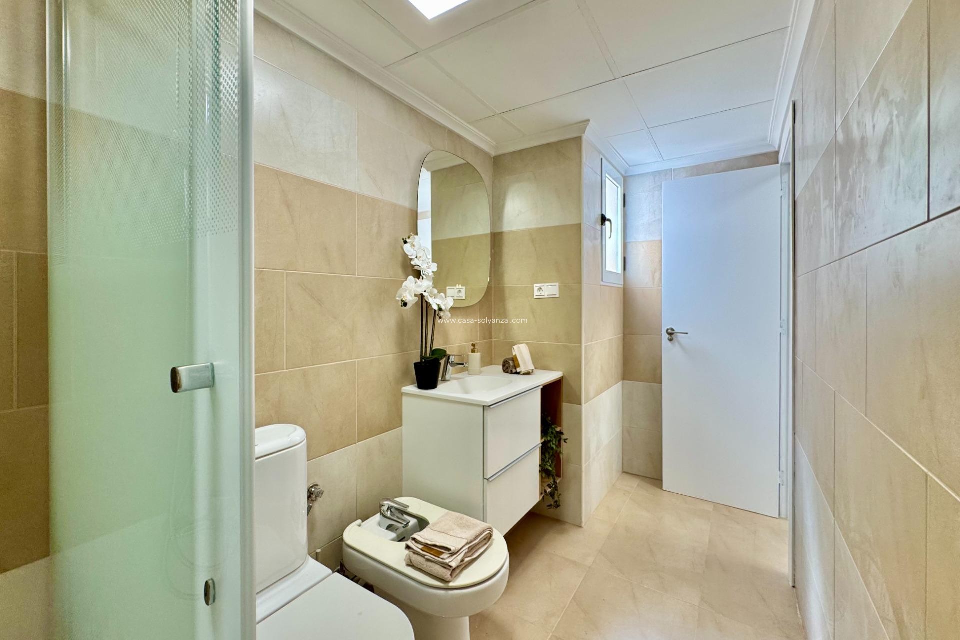 Herverkoop - Appartement / flat - Torrevieja - PARQUE DE LAS NACIONES