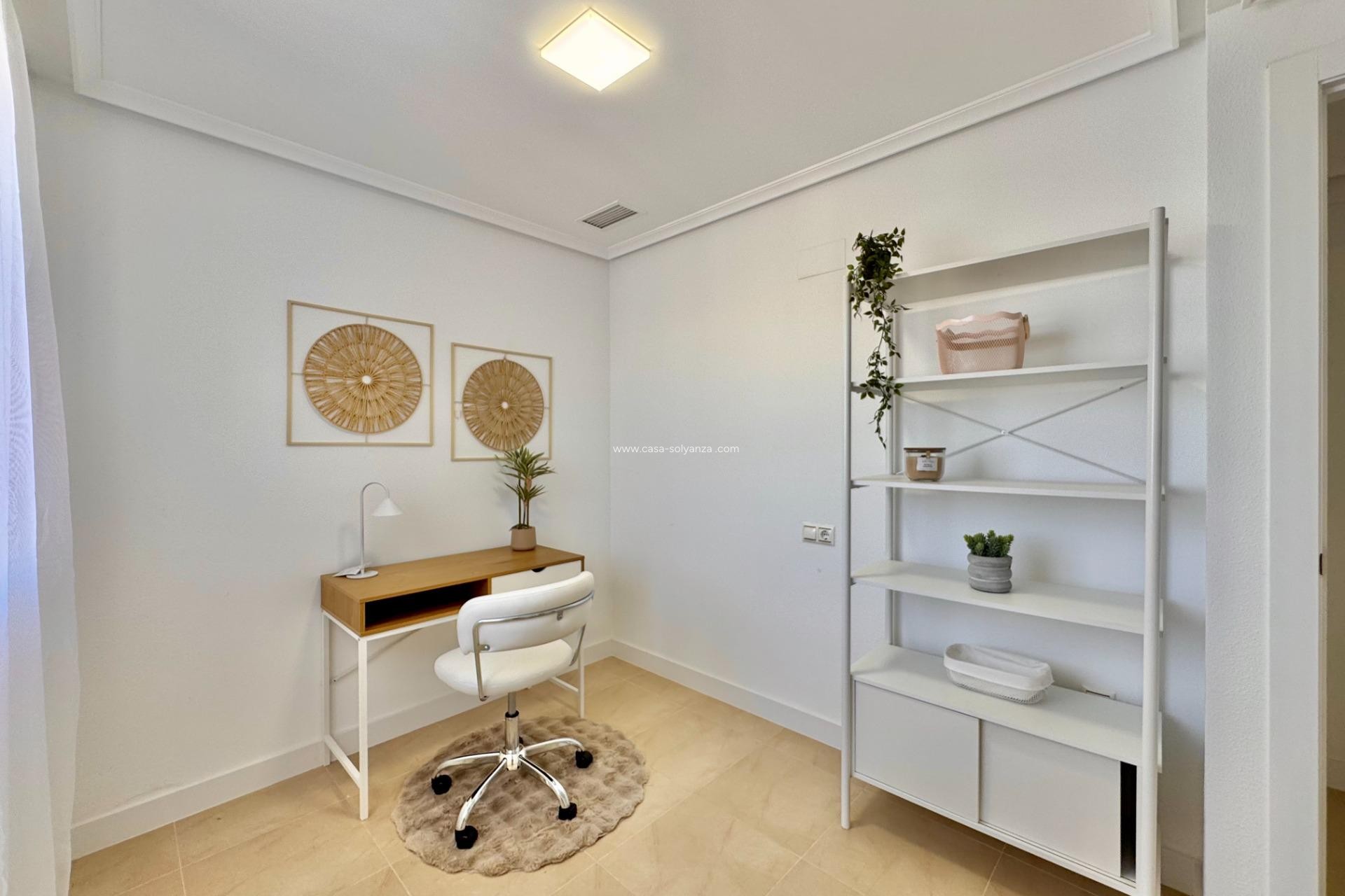 Herverkoop - Appartement / flat - Torrevieja - PARQUE DE LAS NACIONES