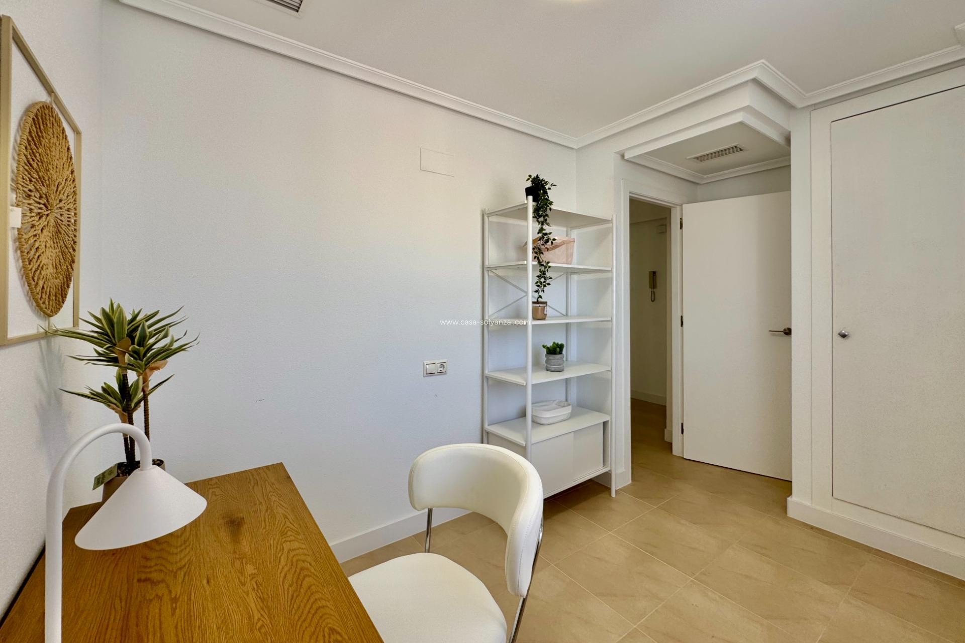 Herverkoop - Appartement / flat - Torrevieja - PARQUE DE LAS NACIONES