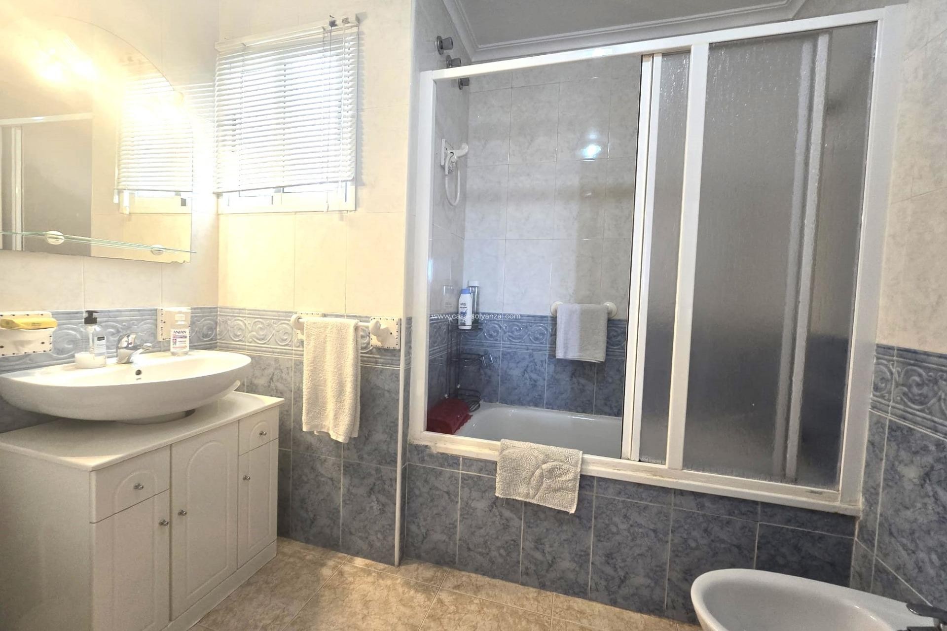 Herverkoop - Appartement / flat - Torrevieja - Parque Las Naciones