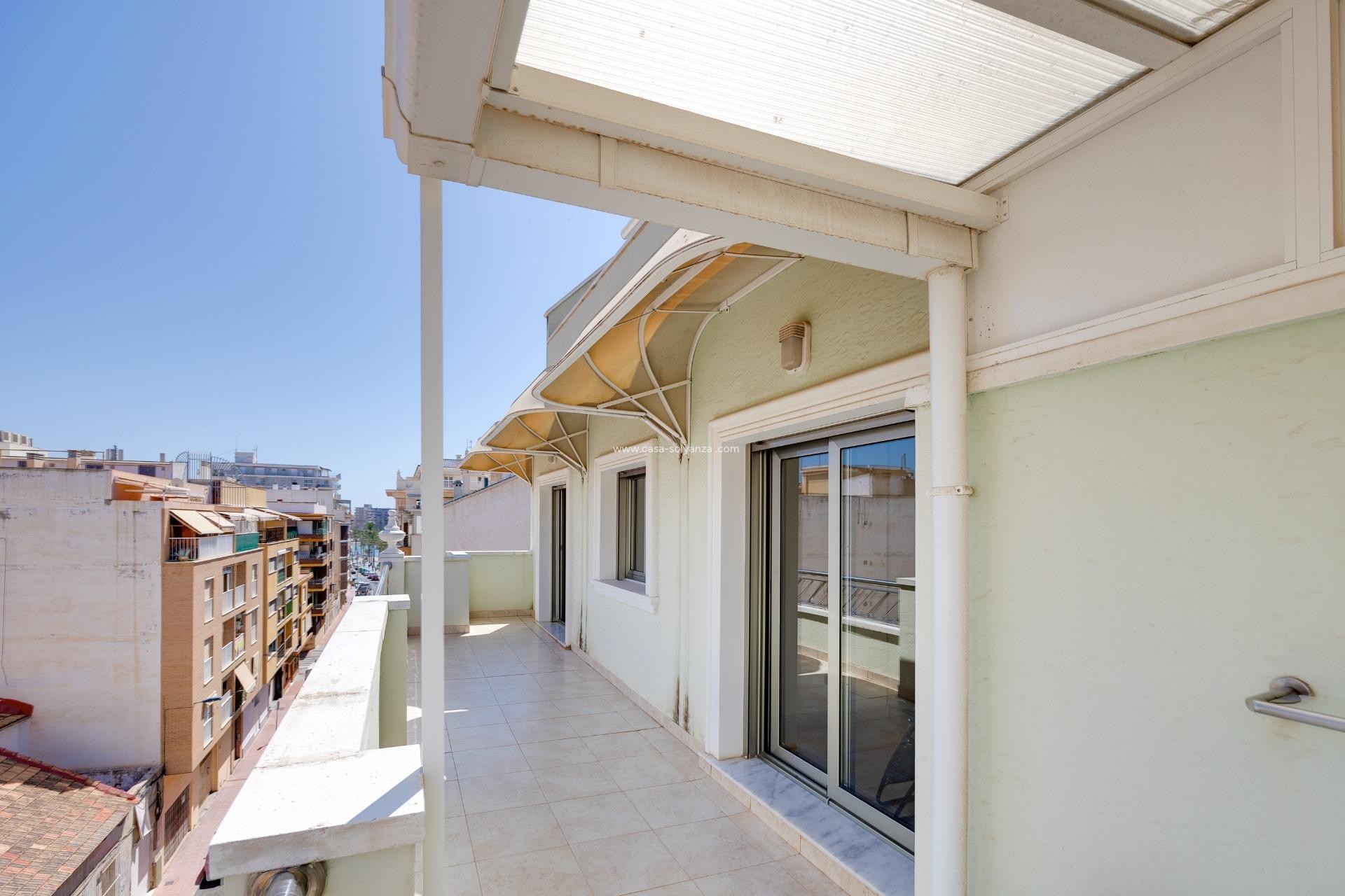 Herverkoop - Appartement / flat - Torrevieja - Paseo Maritimo