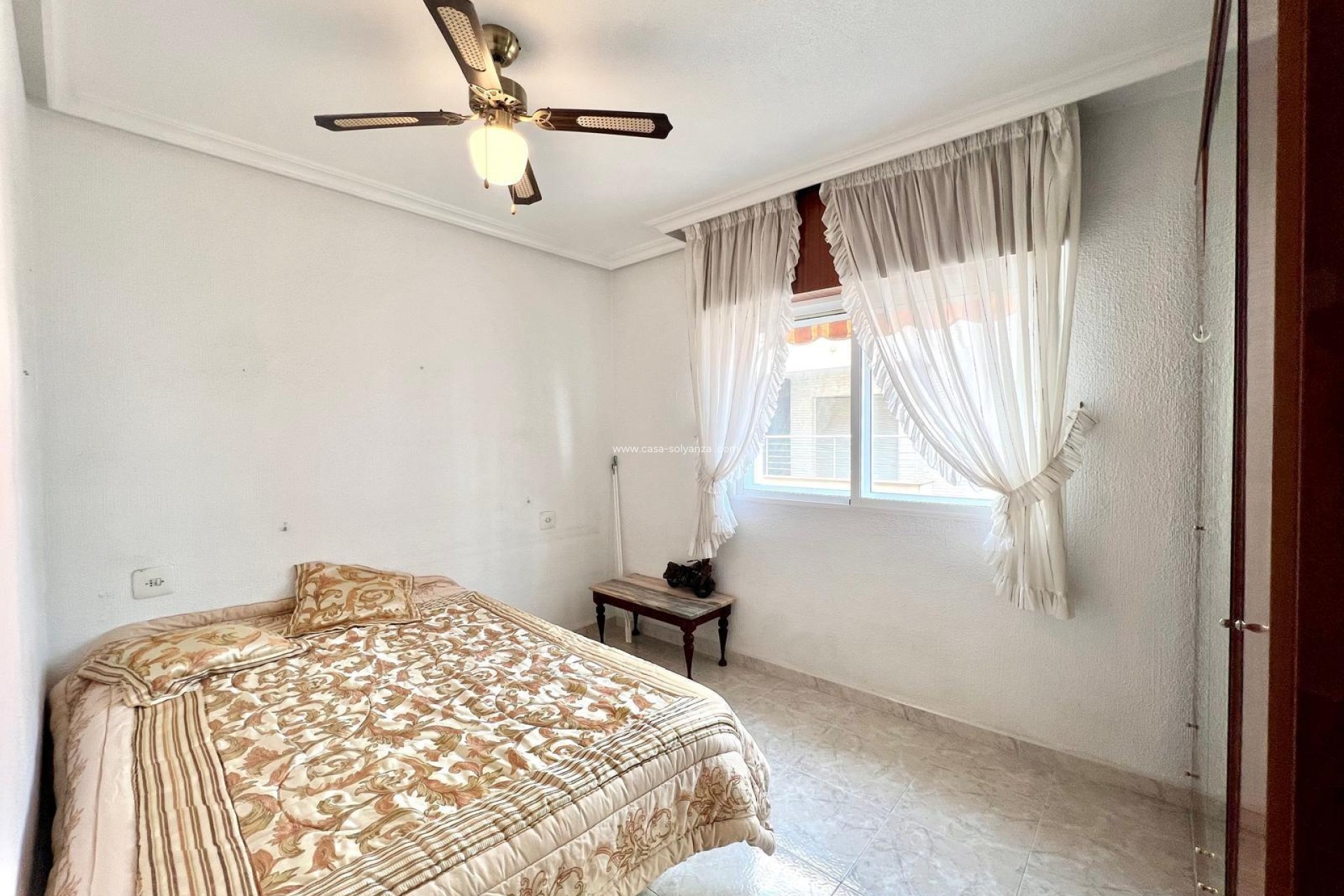 Herverkoop - Appartement / flat - Torrevieja - Paseo Maritimo