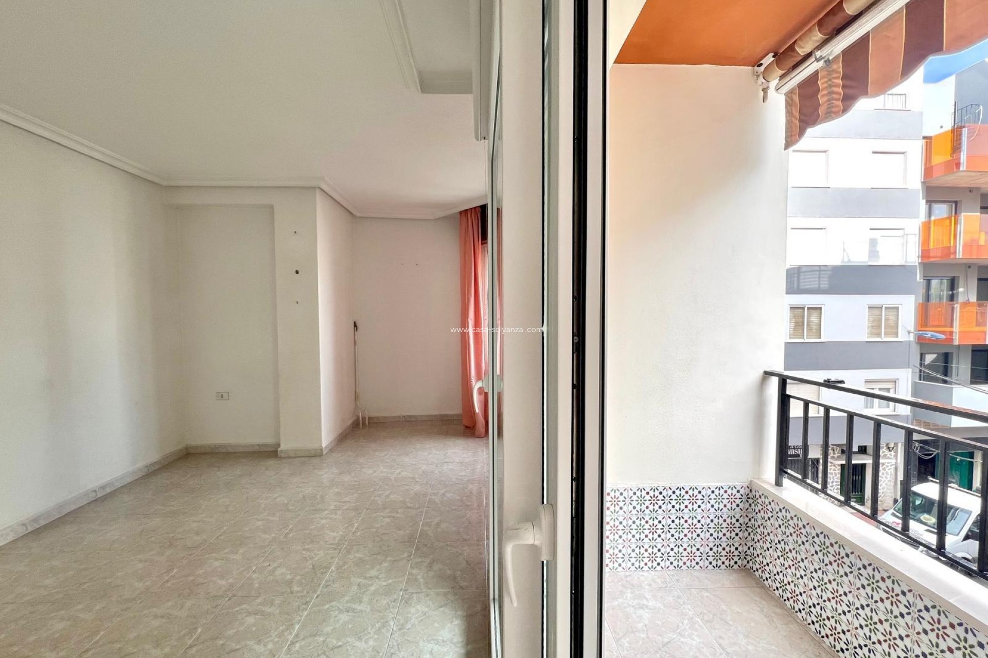 Herverkoop - Appartement / flat - Torrevieja - Paseo Maritimo