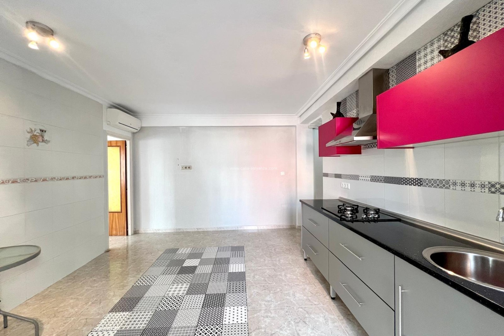 Herverkoop - Appartement / flat - Torrevieja - Paseo Maritimo