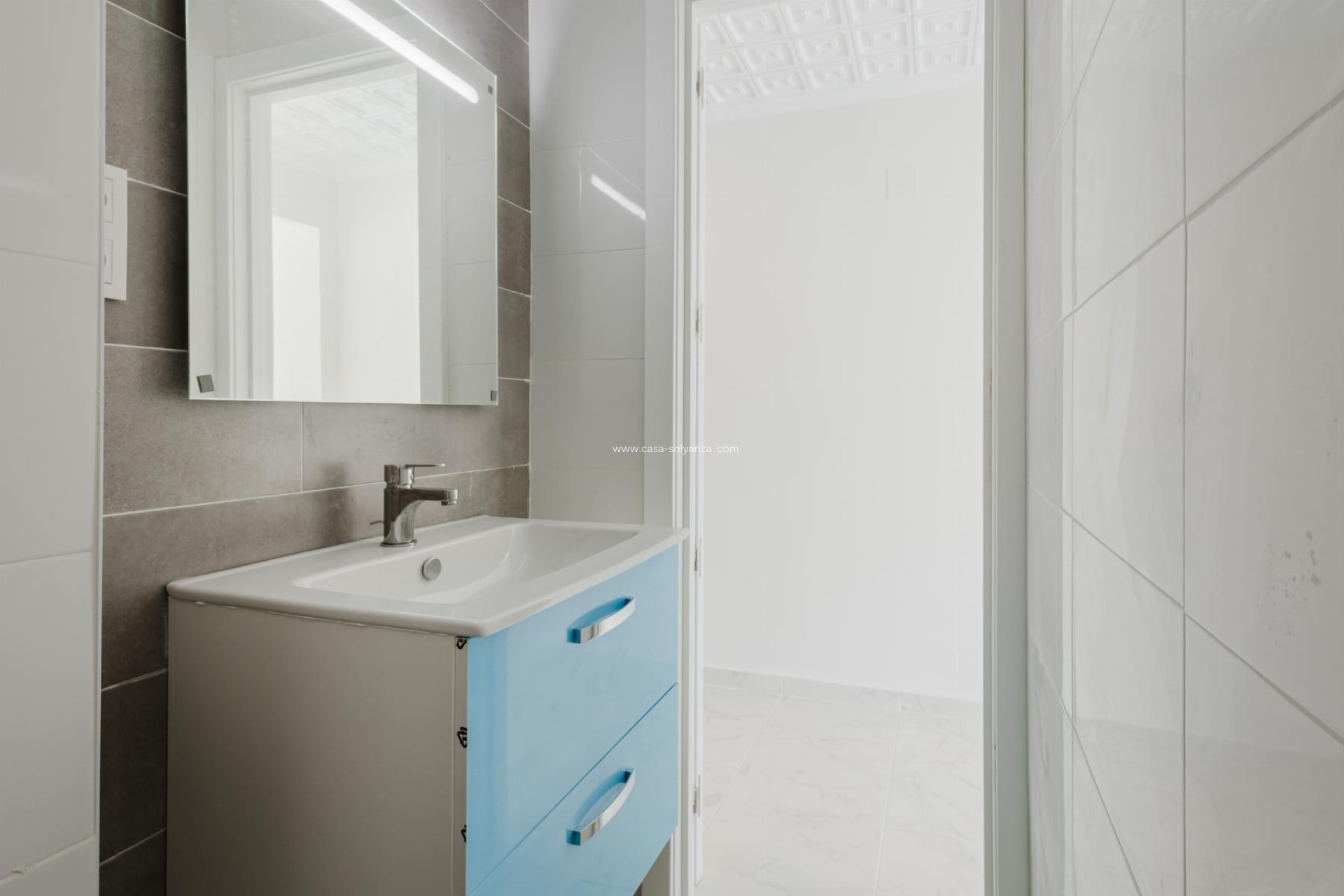 Herverkoop - Appartement / flat - Torrevieja - Playa de La Acequion