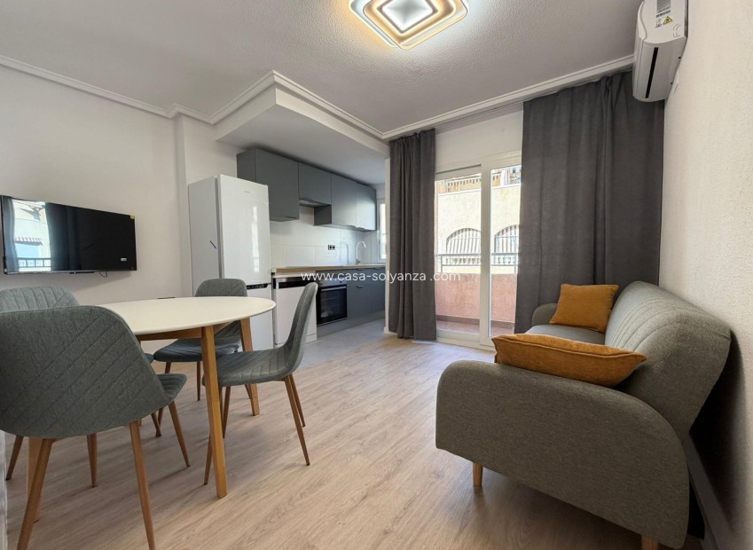 Herverkoop - Appartement / flat - Torrevieja - Playa de los Locos