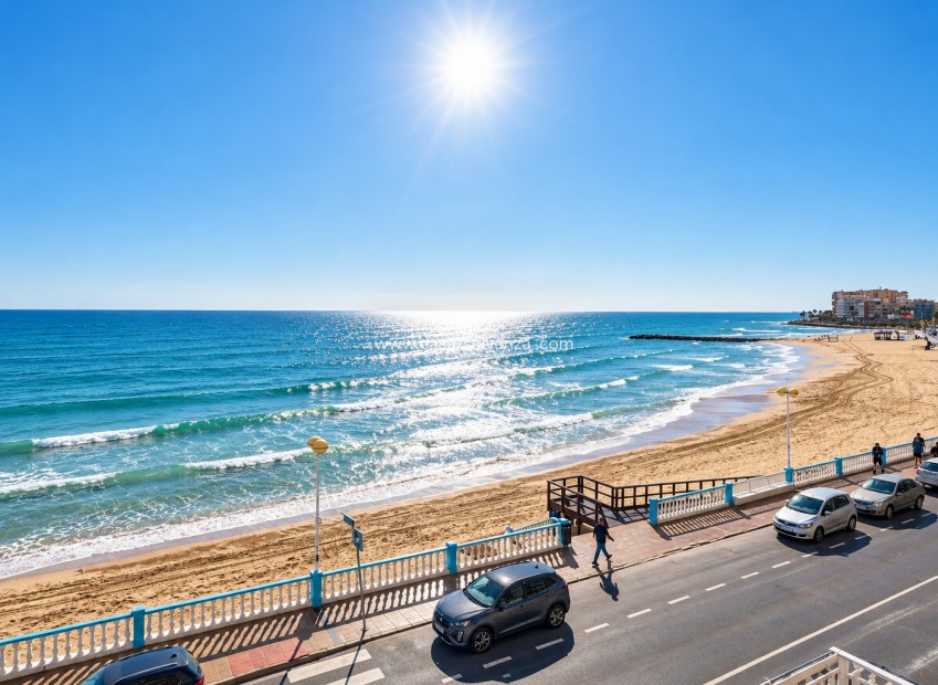 Herverkoop - Appartement / flat - Torrevieja - Playa de los Locos