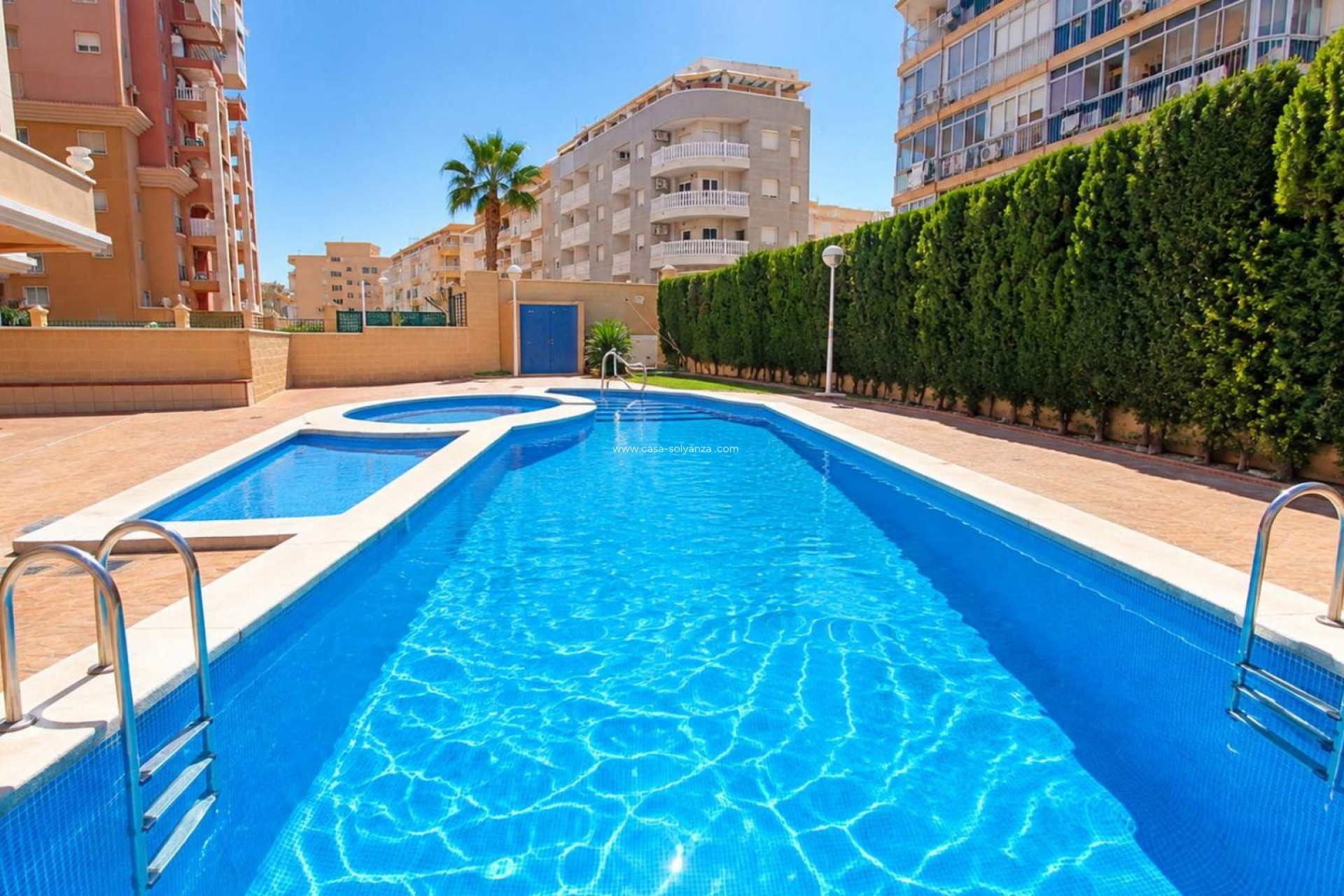 Herverkoop - Appartement / flat - Torrevieja - Playa de los Locos