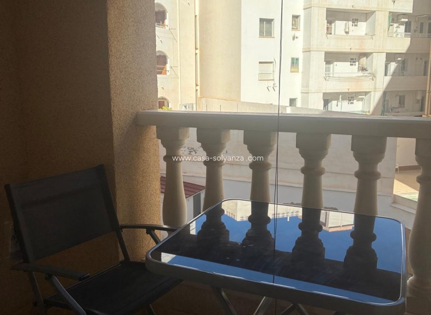Herverkoop - Appartement / flat - Torrevieja - Playa de los Locos