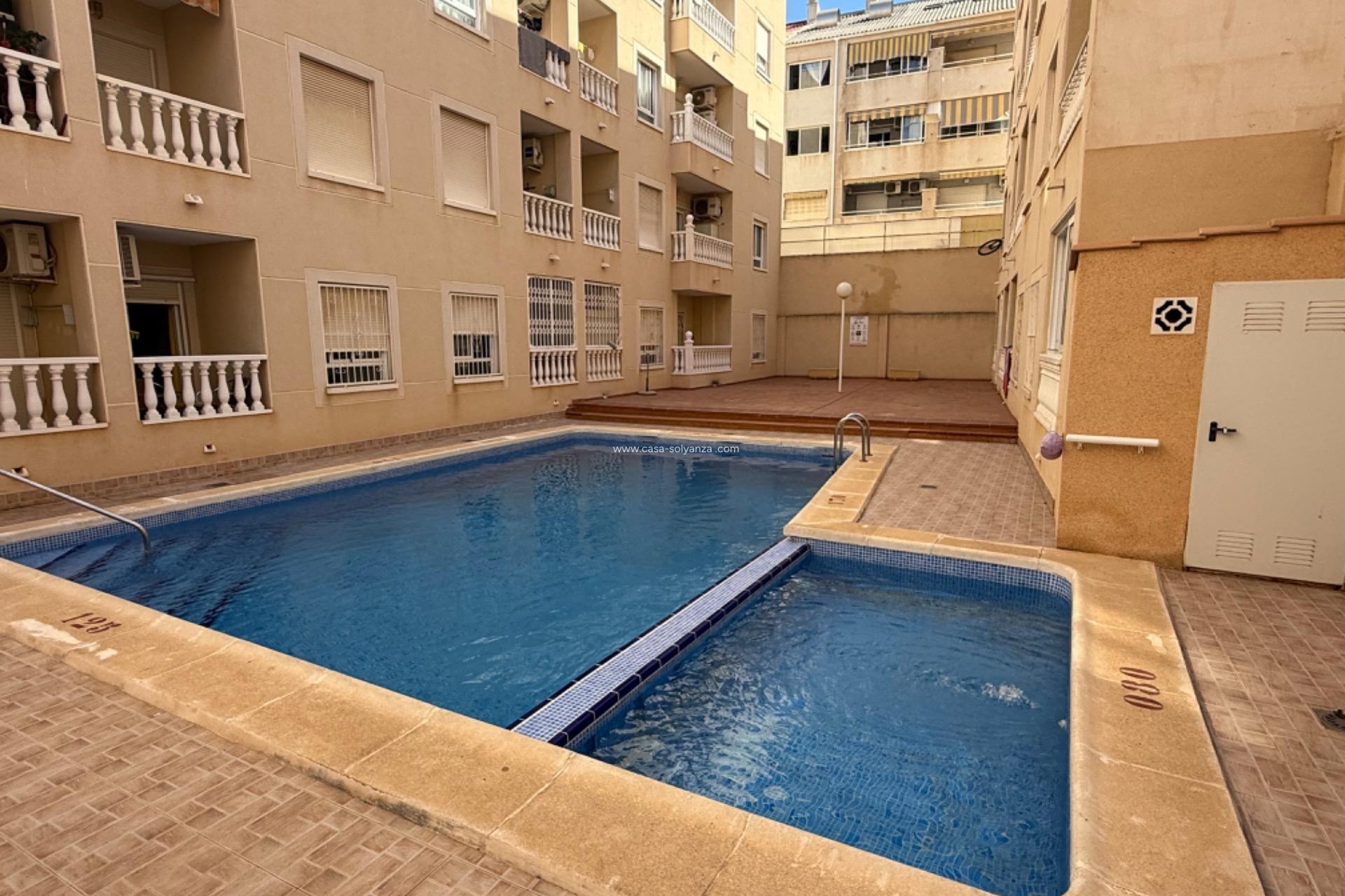 Herverkoop - Appartement / flat - Torrevieja - Playa de los Locos
