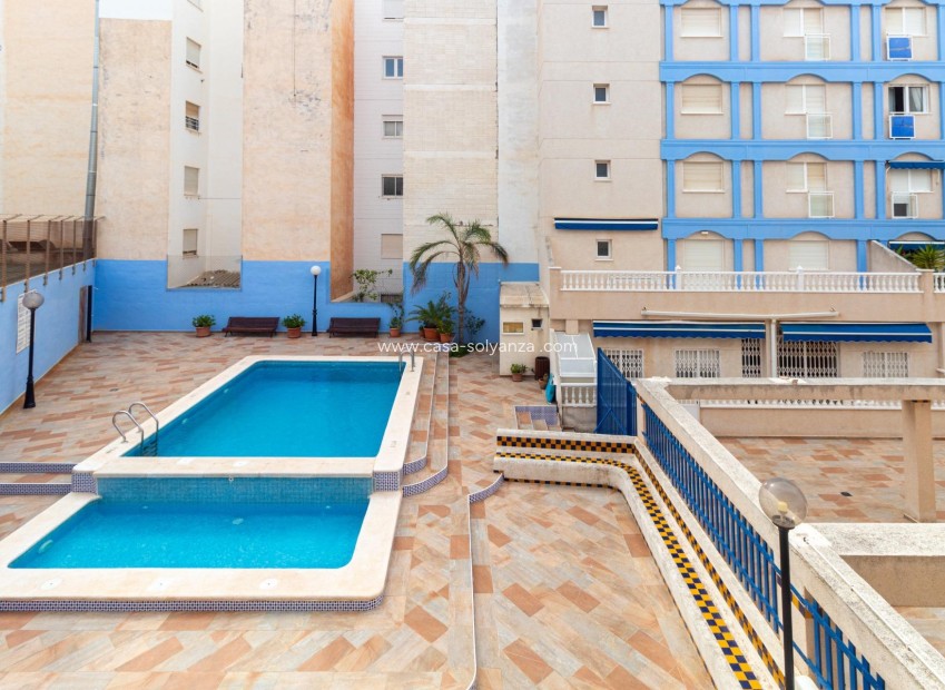 Herverkoop - Appartement / flat - Torrevieja - Playa de los locos
