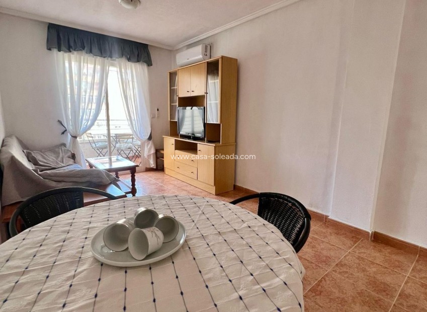 Herverkoop - Appartement / flat - Torrevieja - Playa de los Locos