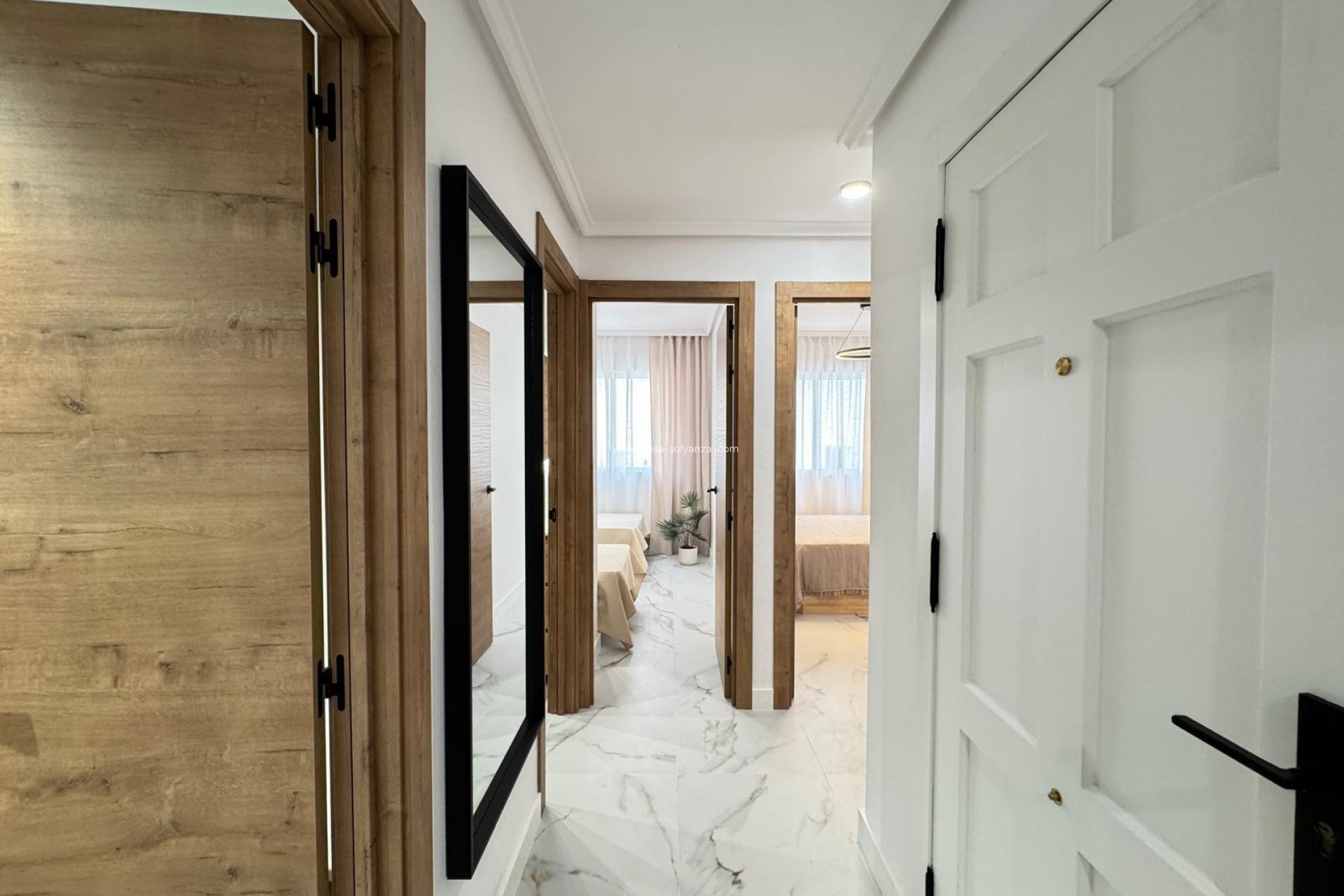 Herverkoop - Appartement / flat - Torrevieja - Playa de los Locos