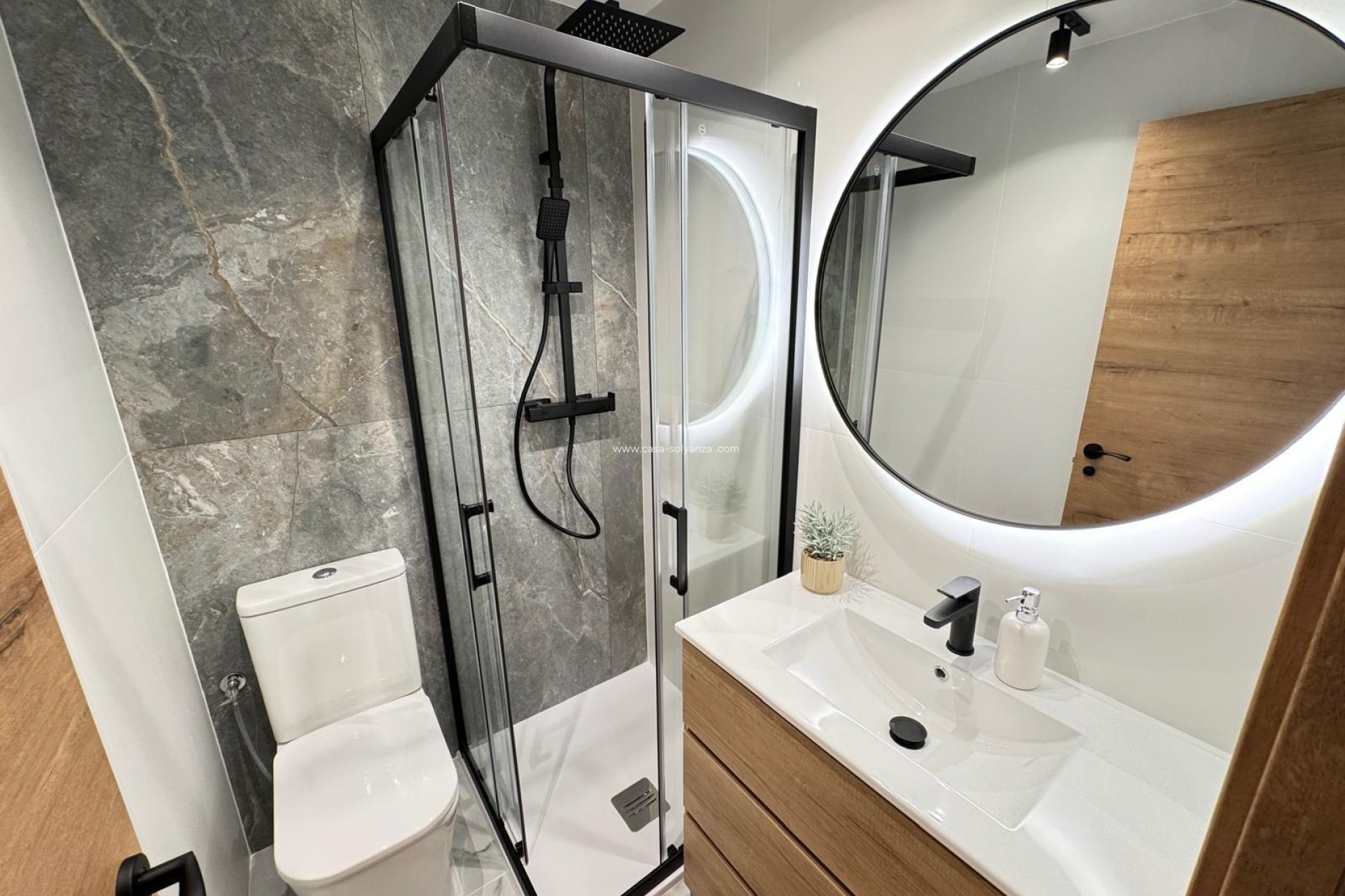 Herverkoop - Appartement / flat - Torrevieja - Playa de los Locos