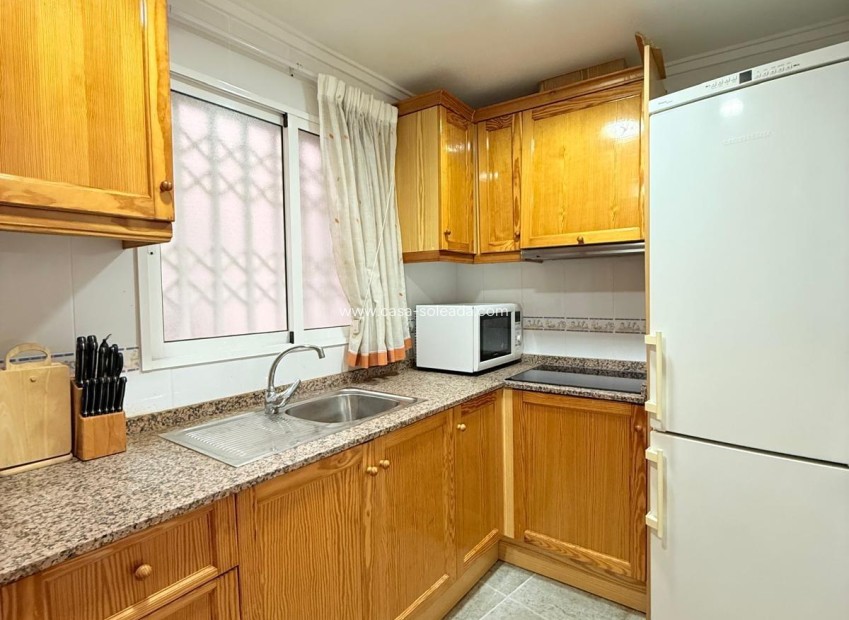 Herverkoop - Appartement / flat - Torrevieja - Playa de los Locos