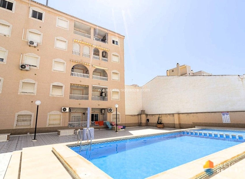Herverkoop - Appartement / flat - Torrevieja - Playa de los Locos
