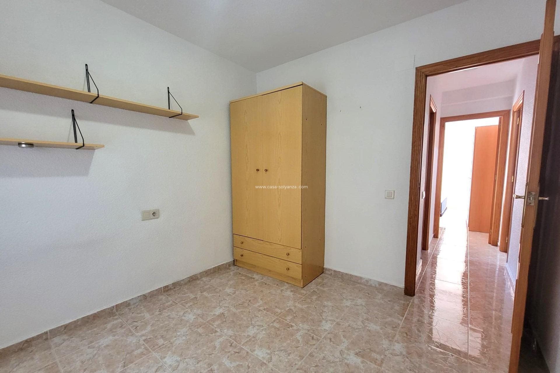 Herverkoop - Appartement / flat - Torrevieja - Playa de los Locos