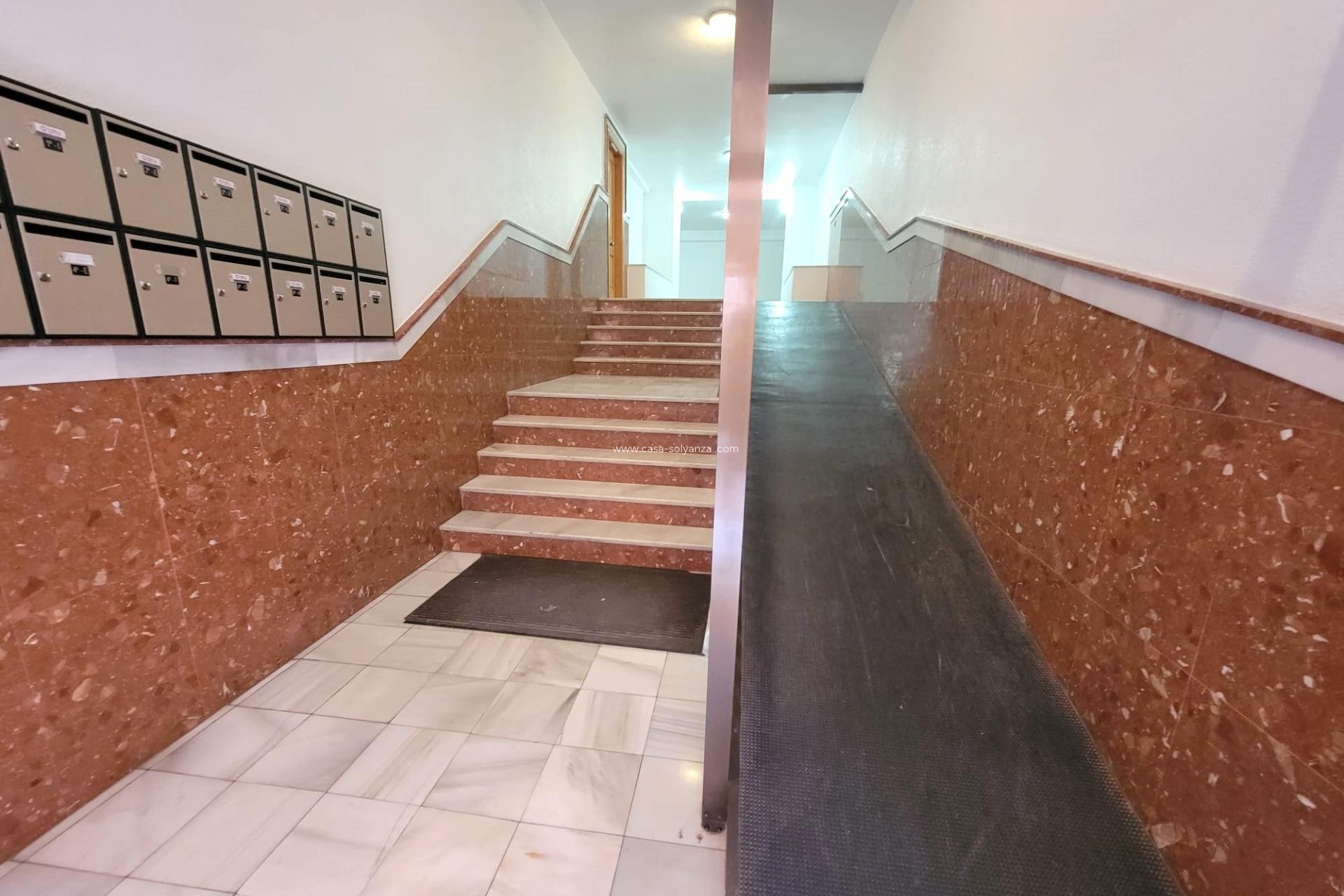 Herverkoop - Appartement / flat - Torrevieja - Playa de los Locos