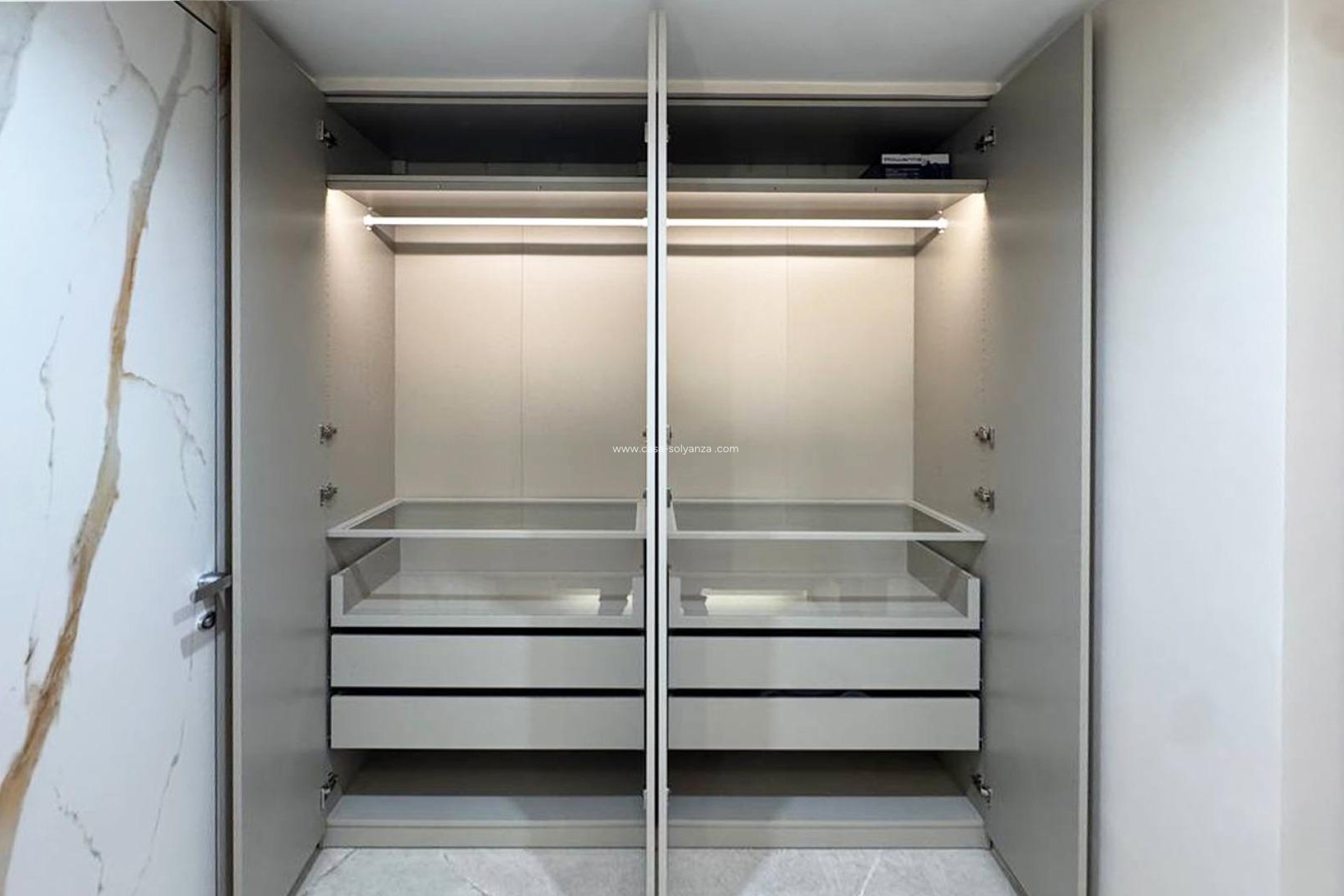 Herverkoop - Appartement / flat - Torrevieja - Playa de los Locos