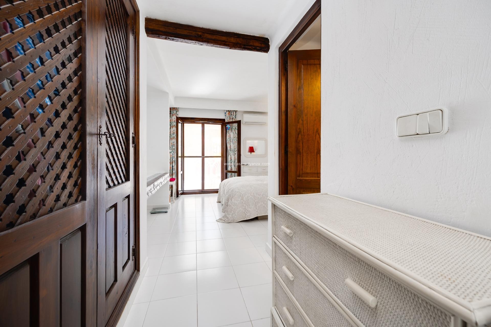 Herverkoop - Appartement / flat - Torrevieja - Playa de los Locos