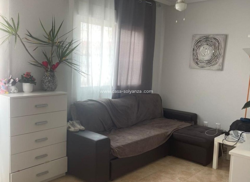 Herverkoop - Appartement / flat - Torrevieja - Playa de los Locos