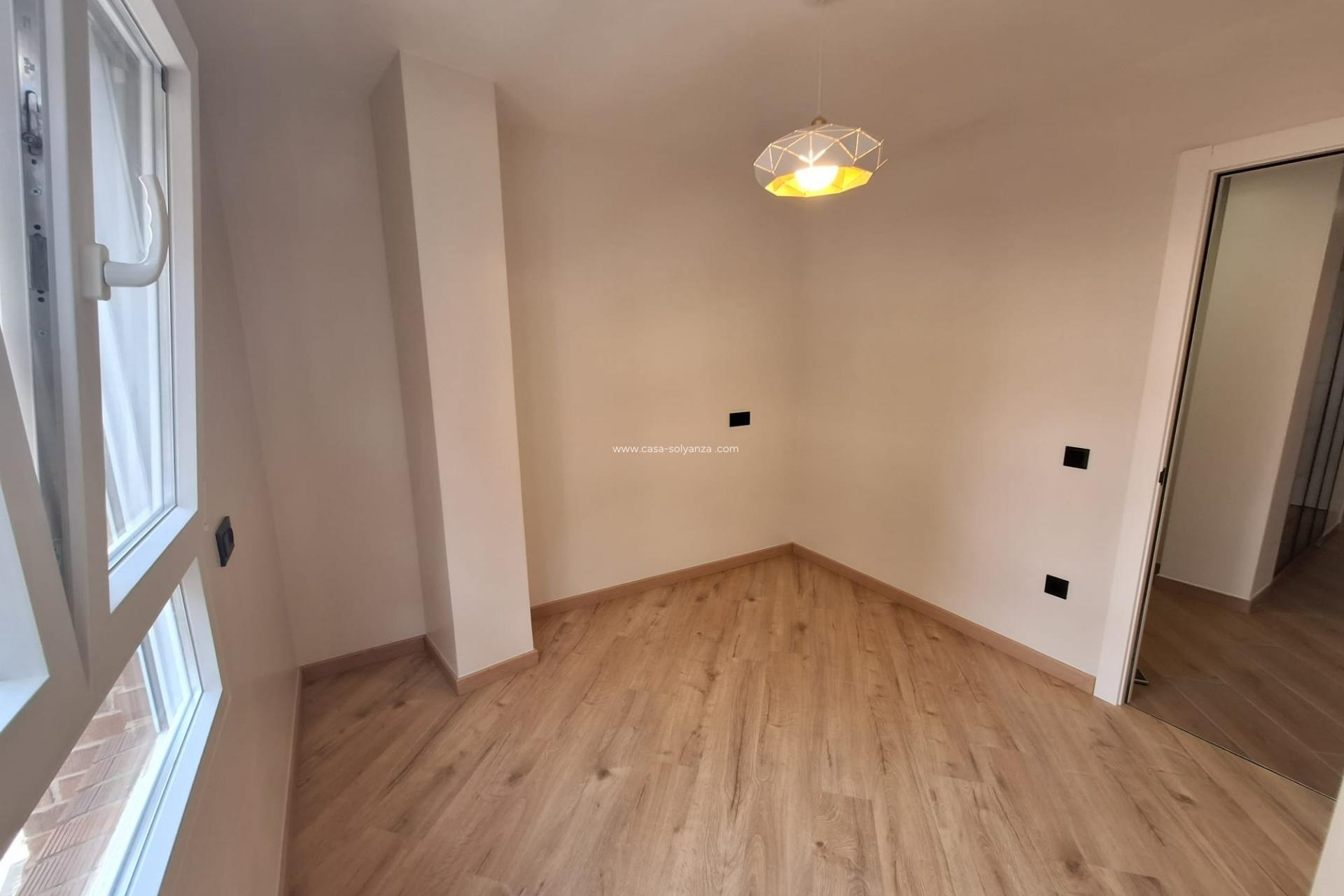 Herverkoop - Appartement / flat - Torrevieja - Playa de los Locos