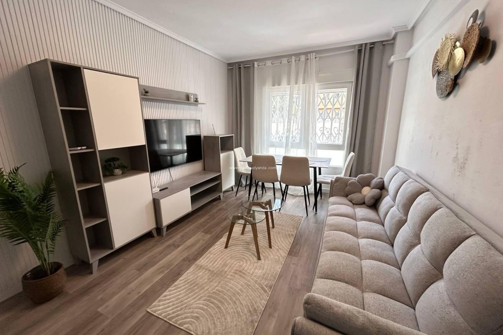 Herverkoop - Appartement / flat - Torrevieja - Playa de los Locos