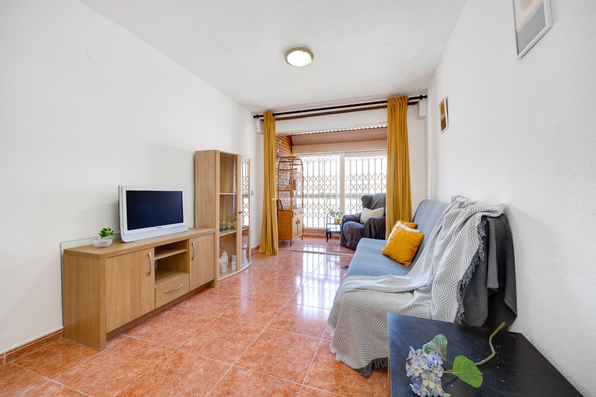 Herverkoop - Appartement / flat - Torrevieja - Playa De Los Naufragos