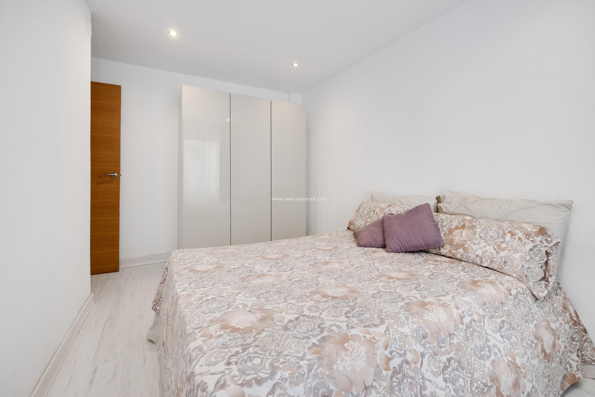 Herverkoop - Appartement / flat - Torrevieja - Playa De Los Naufragos