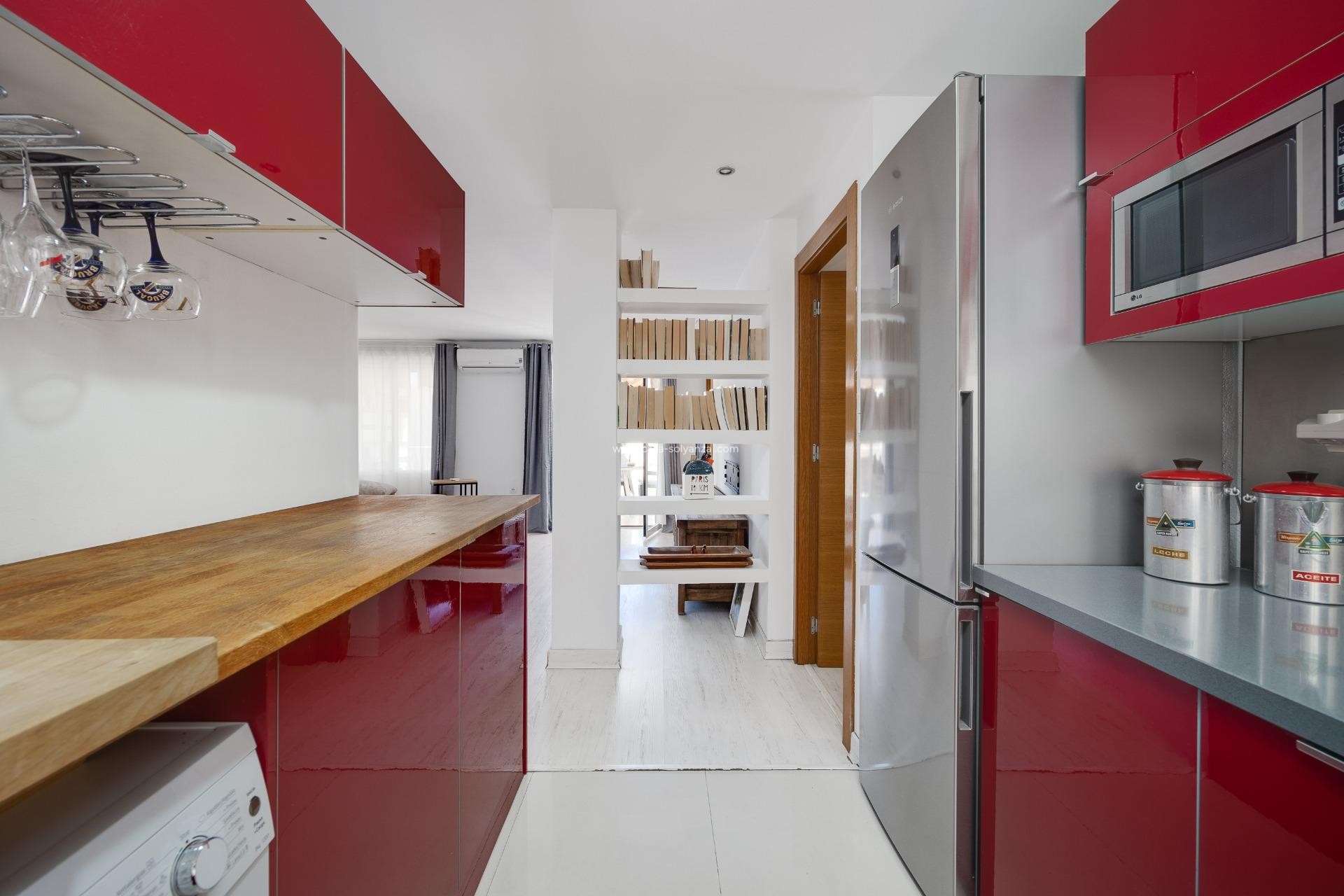 Herverkoop - Appartement / flat - Torrevieja - Playa De Los Naufragos