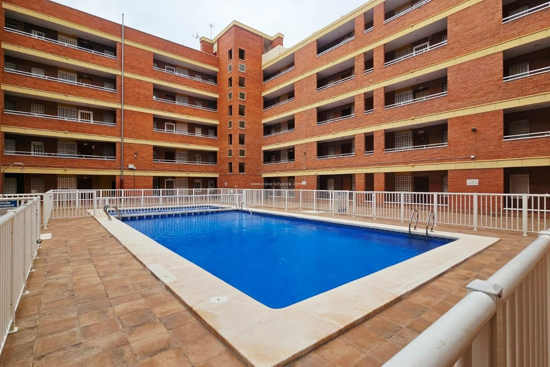 Herverkoop - Appartement / flat - Torrevieja - Playa De Los Naufragos