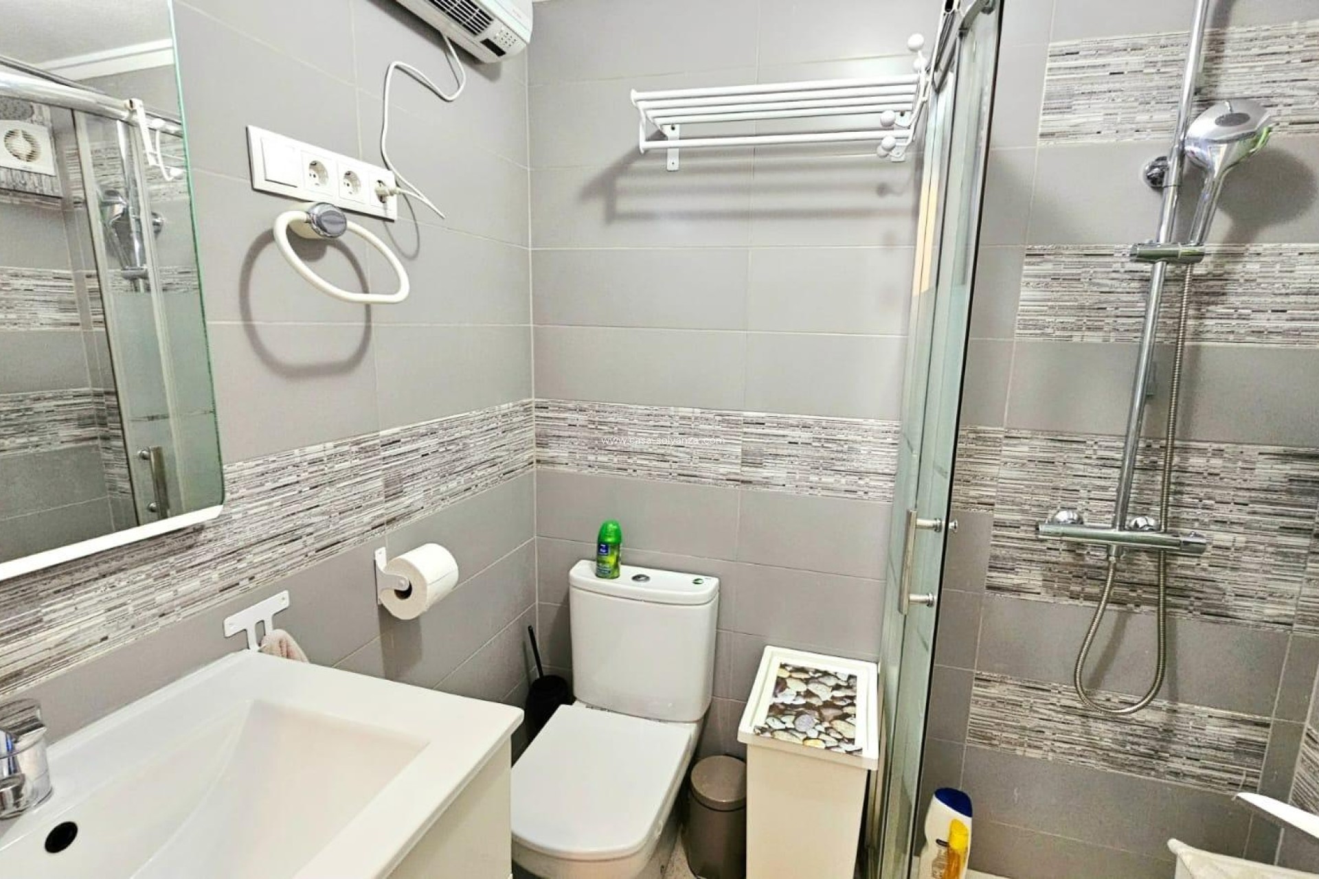 Herverkoop - Appartement / flat - Torrevieja - Playa De Los Naufragos