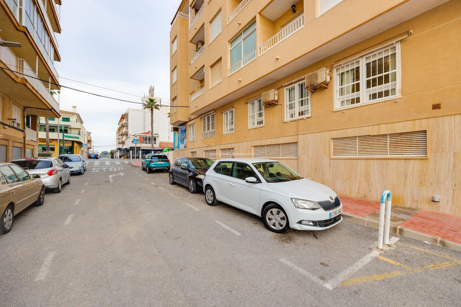 Herverkoop - Appartement / flat - Torrevieja - Playa De Los Naufragos