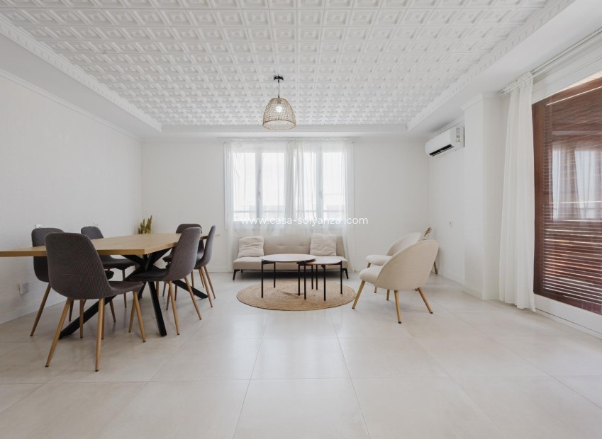 Herverkoop - Appartement / flat - Torrevieja - Playa del Acequión