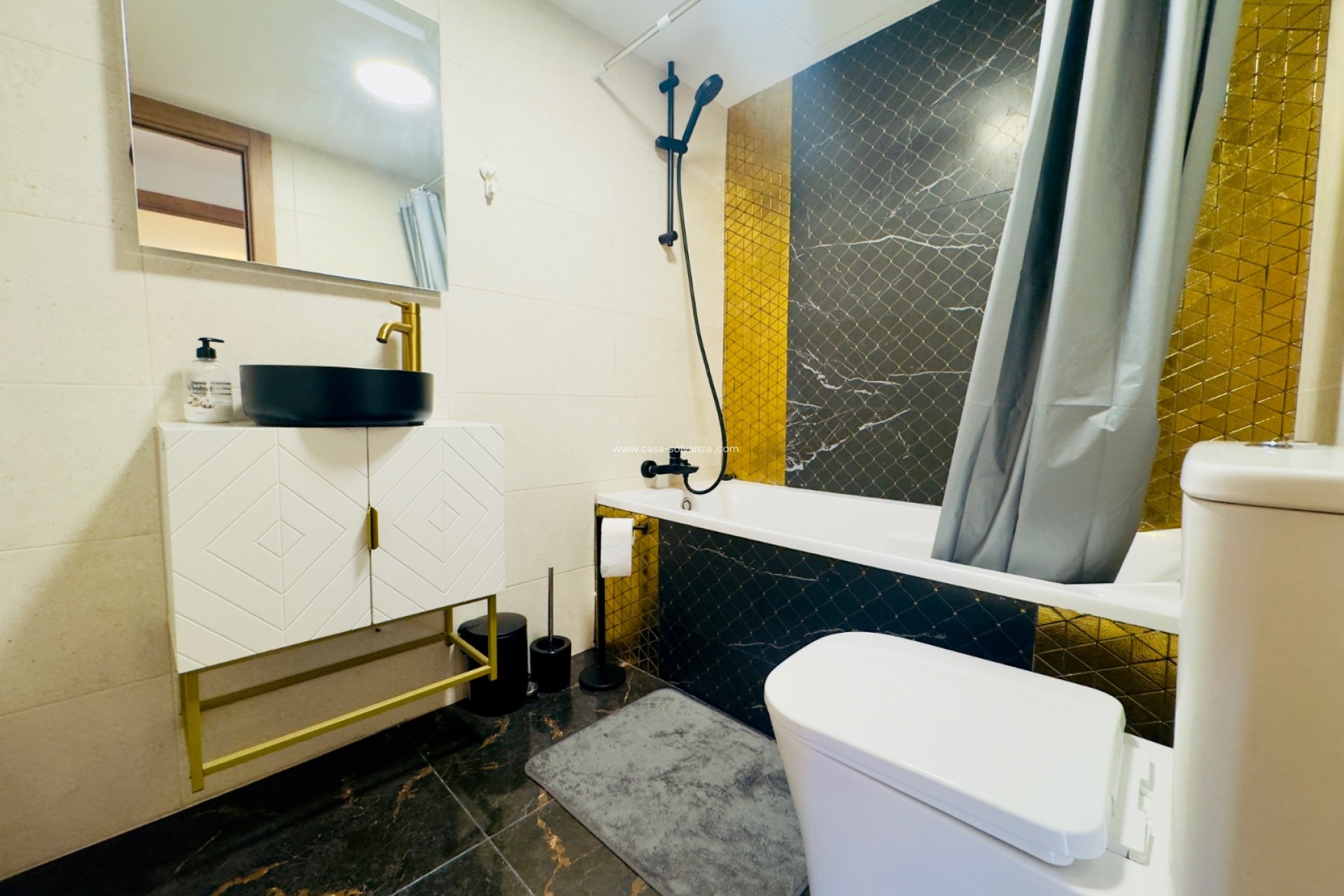 Herverkoop - Appartement / flat - Torrevieja - Playa del Acequión