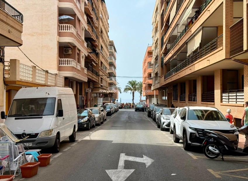 Herverkoop - Appartement / flat - Torrevieja - Playa del Cura