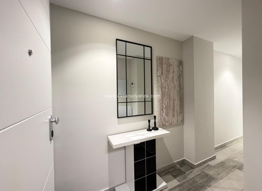 Herverkoop - Appartement / flat - Torrevieja - Playa del Cura