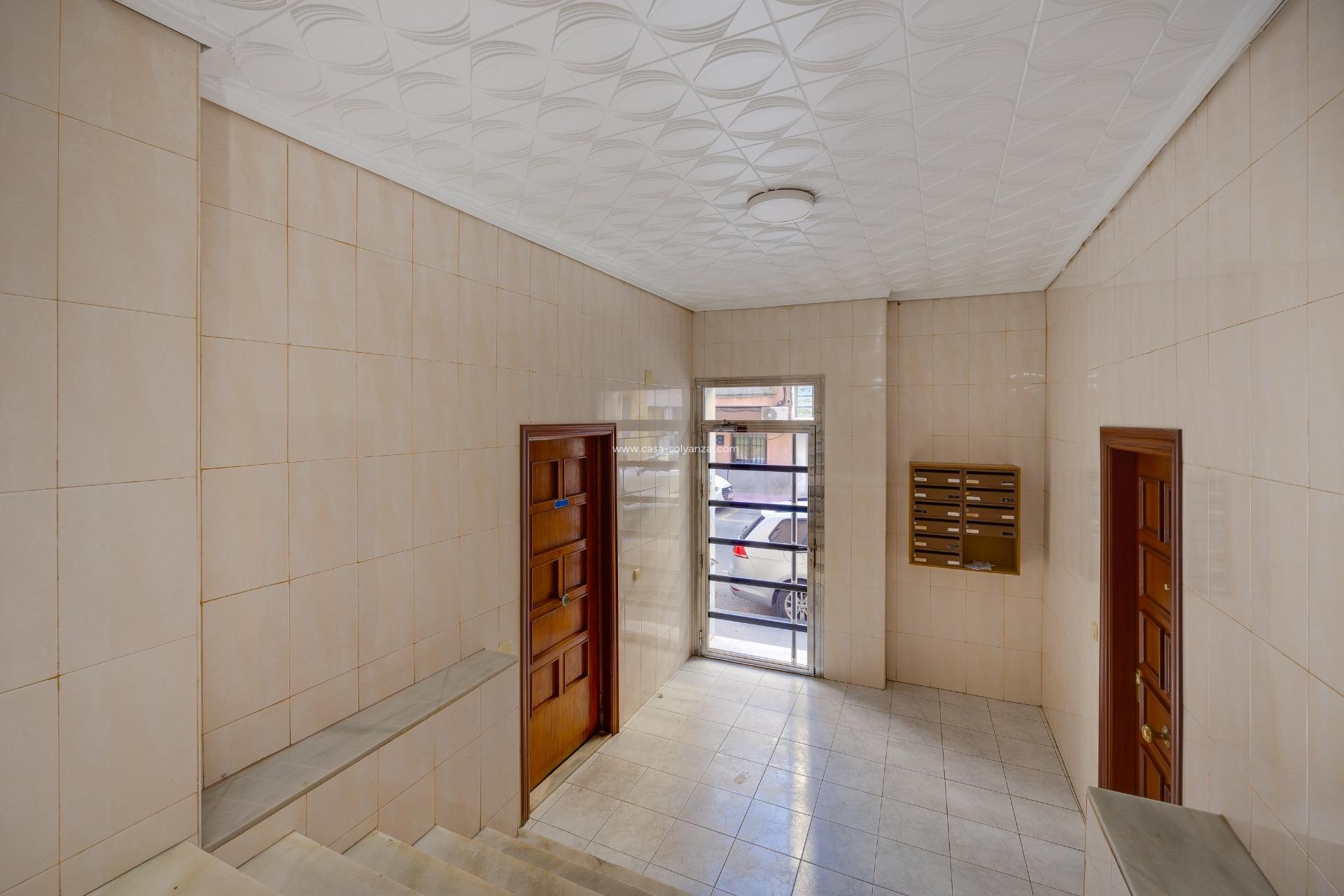 Herverkoop - Appartement / flat - Torrevieja - Playa del Cura