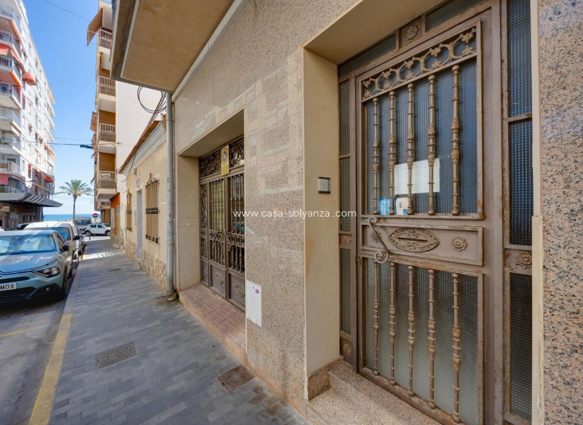 Herverkoop - Appartement / flat - Torrevieja - Playa del Cura
