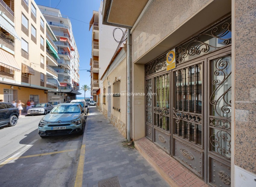 Herverkoop - Appartement / flat - Torrevieja - Playa del Cura
