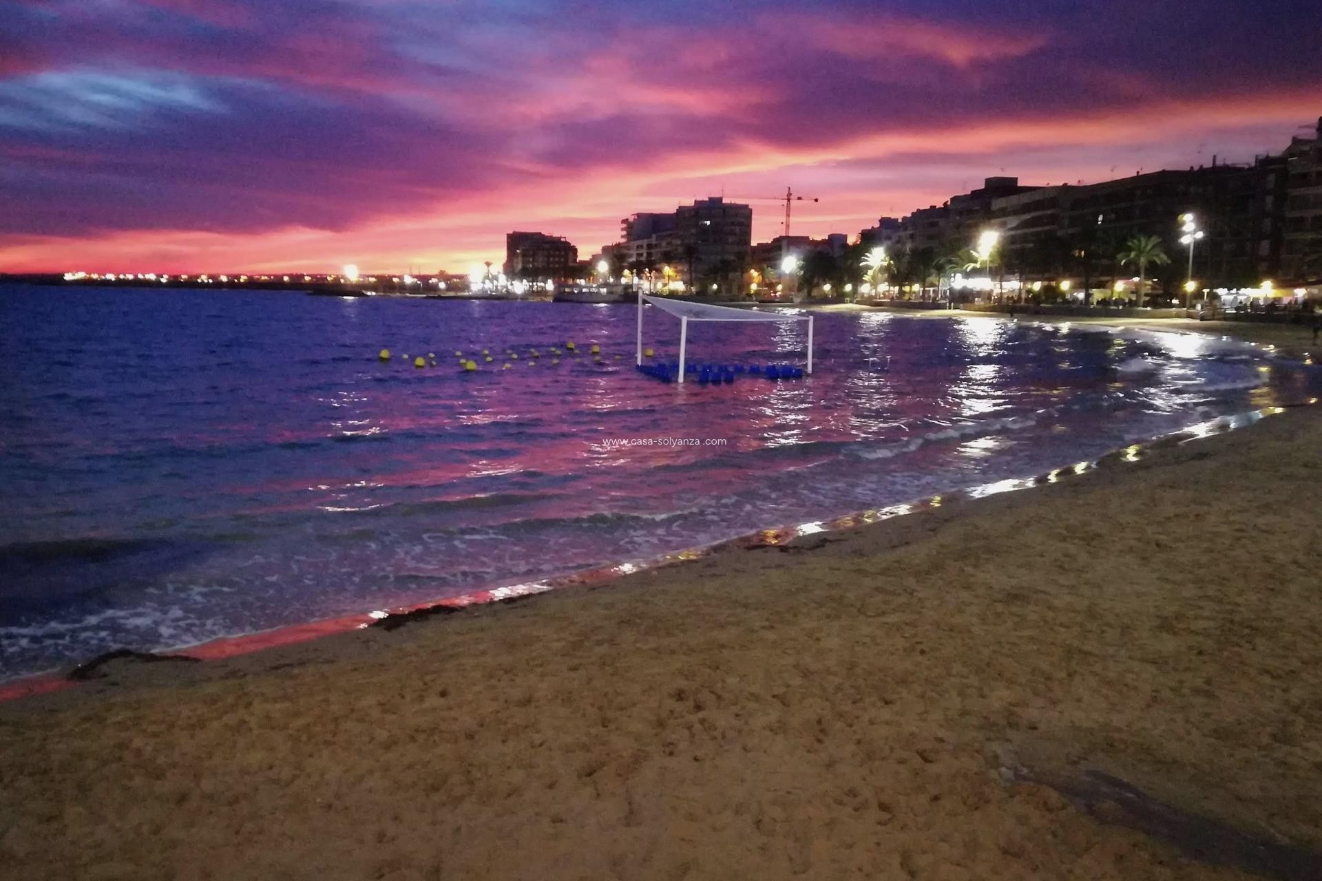 Herverkoop - Appartement / flat - Torrevieja - Playa del Cura