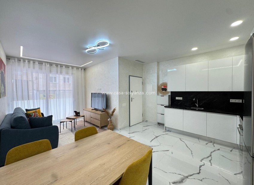 Herverkoop - Appartement / flat - Torrevieja - Playa del Cura