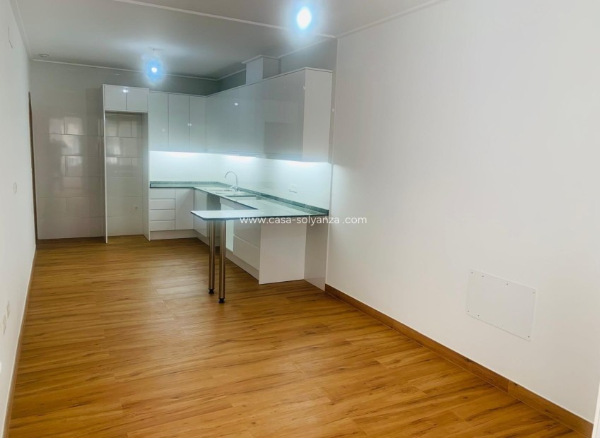 Herverkoop - Appartement / flat - Torrevieja - Playa del Cura