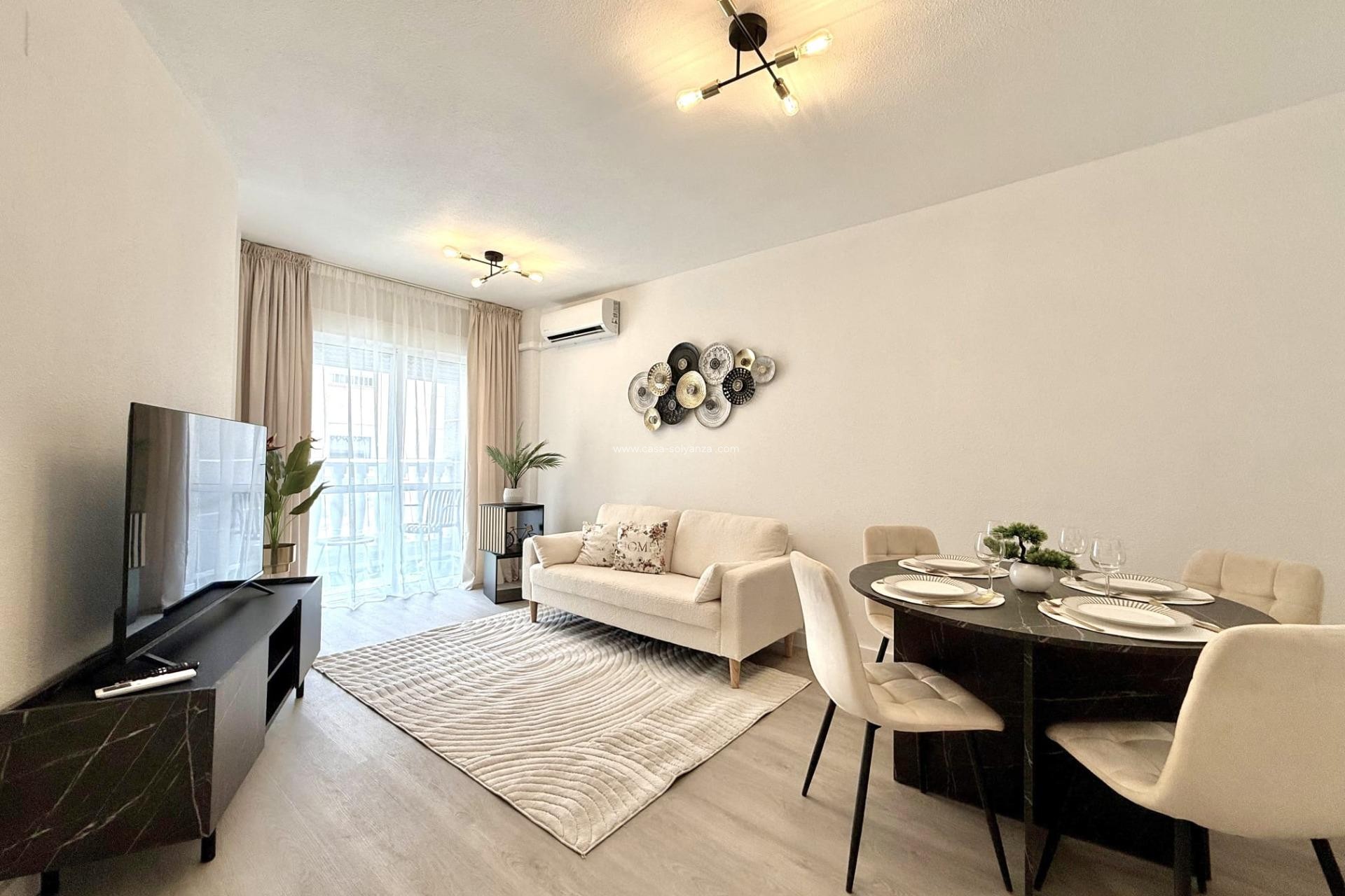 Herverkoop - Appartement / flat - Torrevieja - Playa del Cura