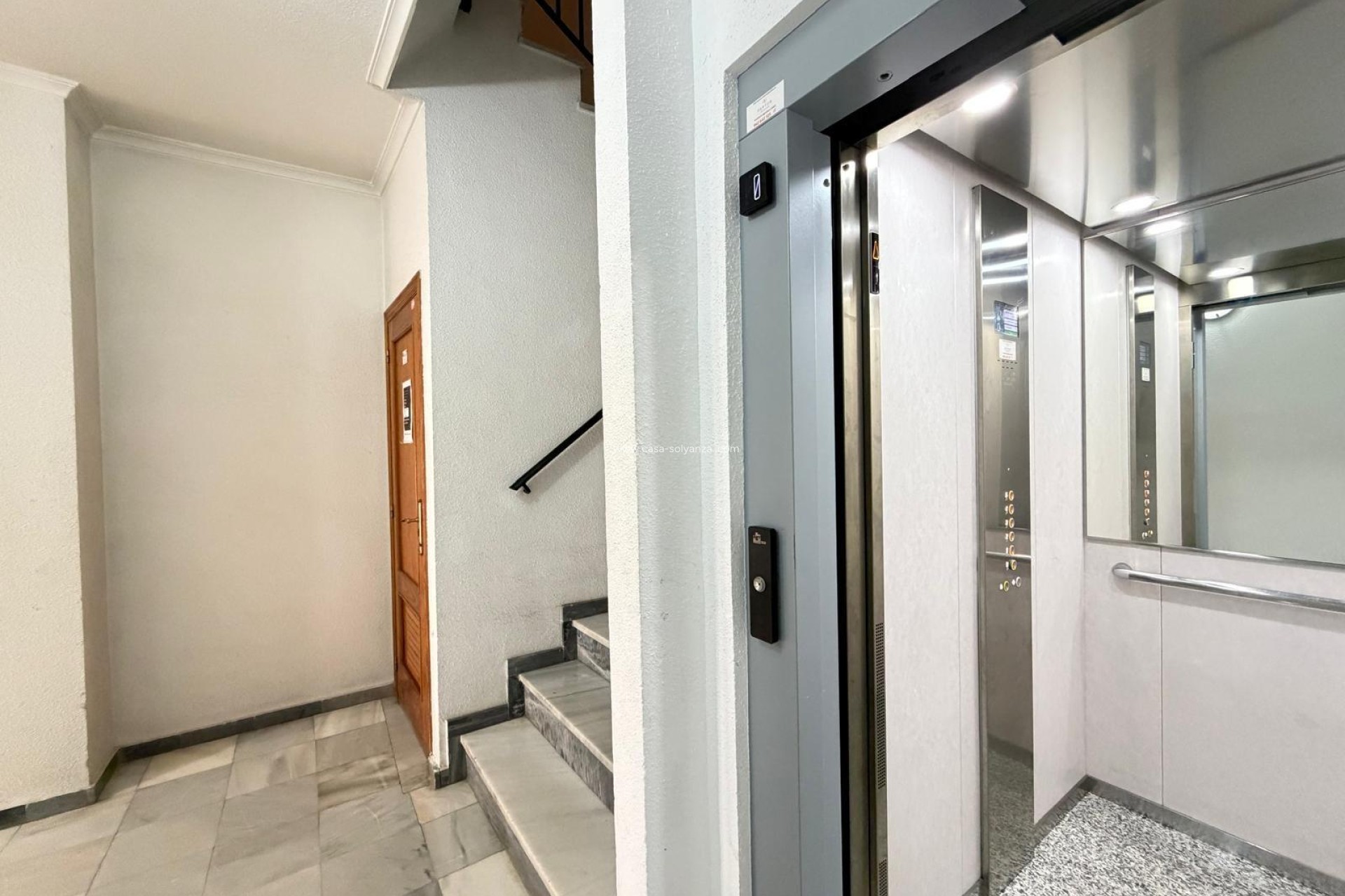 Herverkoop - Appartement / flat - Torrevieja - Playa del Cura